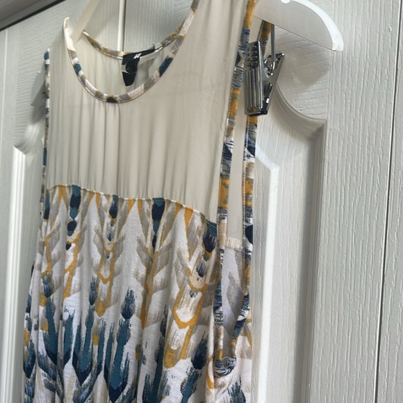 H&M Summer Dress Medium - Picture 5 of 8
